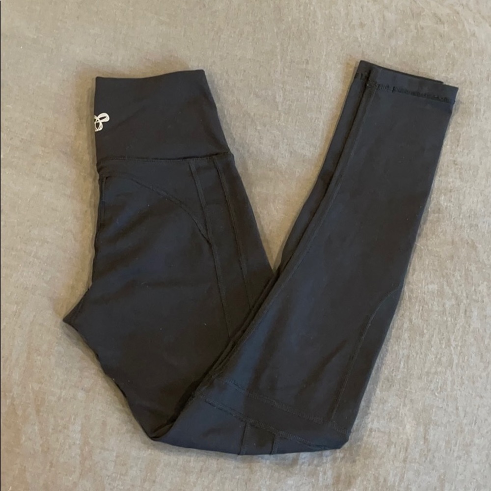 TNA leggings